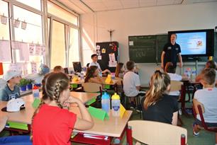 52 leerlingen aan het vissen tijdens vislessen van Sportvisserij Limburg 
